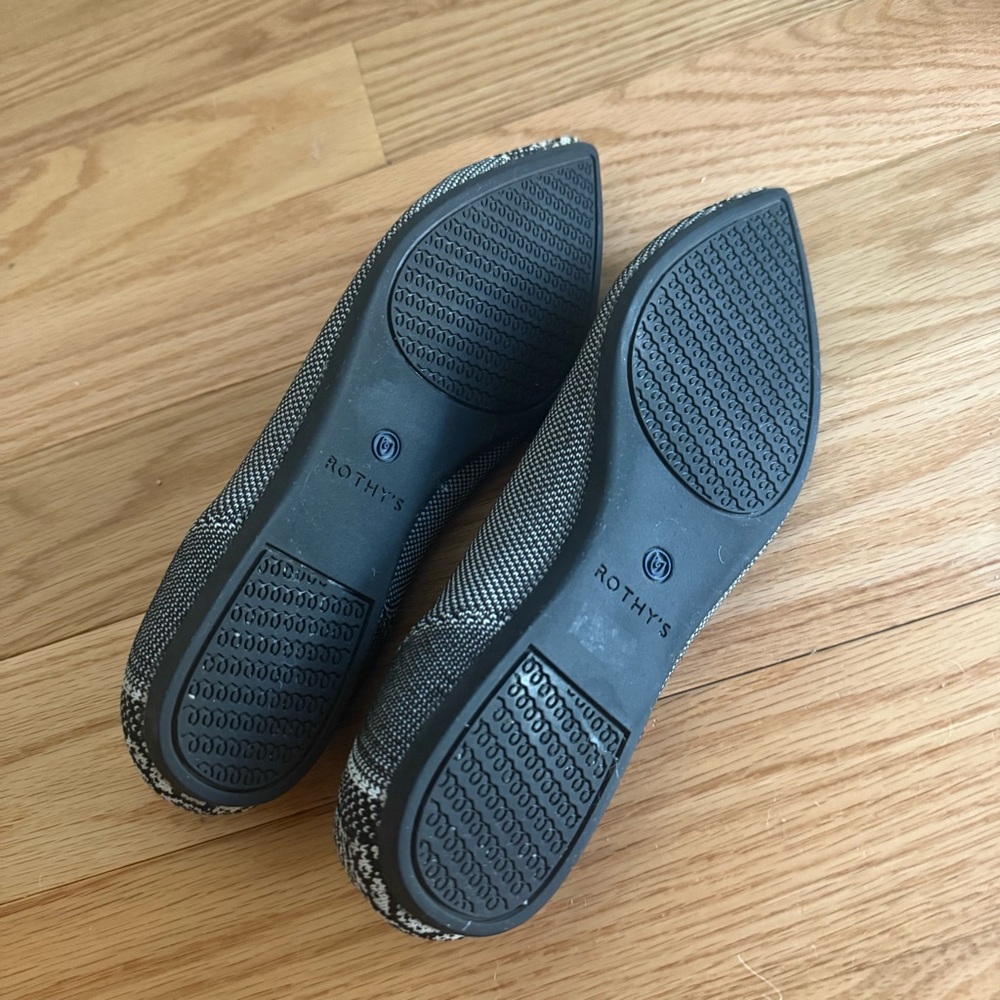 Rothy’s The Point Python Black and White Rare Retired Shoe Style Flats Size 7 - Picture 5 of 8